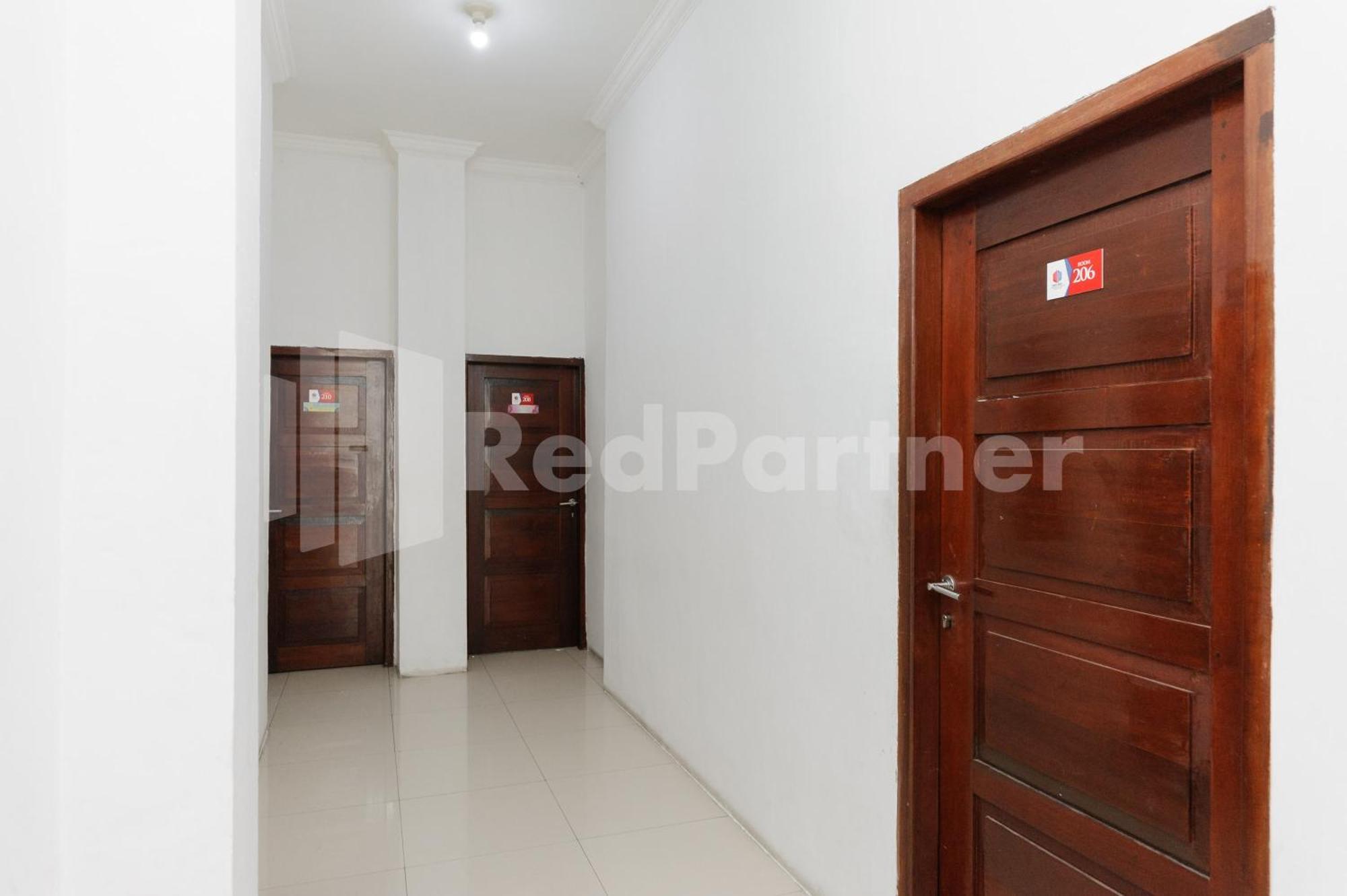 Reddoorz At Wisma Nabila Syariah Near Masjid Raya Baiturrahman Banda Aceh Exteriér fotografie